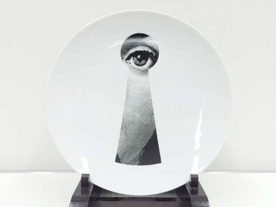 買取金額　2,000円　FORNASETTI フォルナセッティ プレート 皿