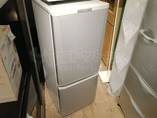 買取金額　7000円　MITSUBISHI 2015年製 MR-P15Y-S 146L 2ドア冷蔵庫