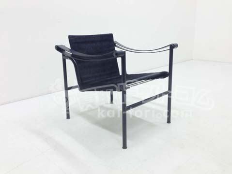 買取金額　30,000円　カッシーナ Cassina　LC1 SLING CHAIR スリングチェア　黒毛皮 ブラックフレーム