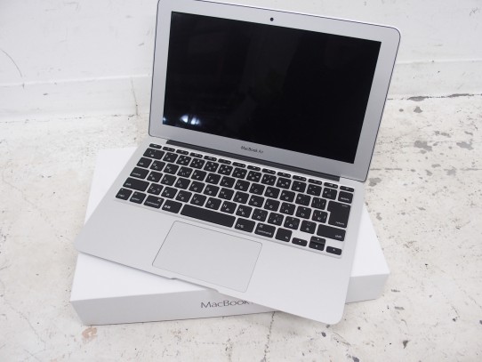 MacBook Air 11インチ ノートパソコン | 買取ドットコム リサイクルショップで高価買取 買取価格がわかる