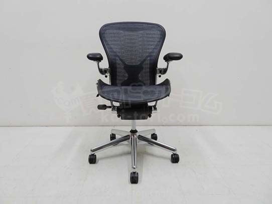 買取金額  70,000円　Herman Miller ハーマンミラー アーロンチェア アルミポリッシュ Bサイズ フル装備 ポスチャーフィット タキシード