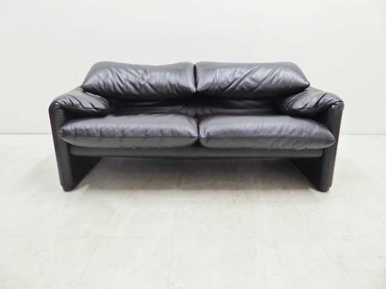 買取金額　200,000円　Cassina ixc カッシーナ MARALUNGA マラルンガソファ FX 本革 2人掛ソファ