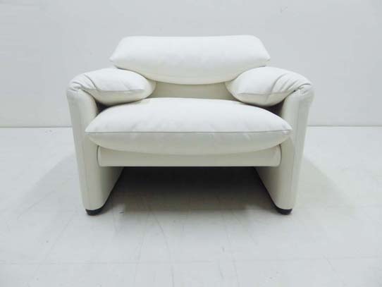 買取金額 100,000円  Cassina カッシーナ 675 MARALUNGA マラルンガ 1Pソファ