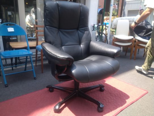 買取金額　49,500円　エコーネス/EKORNES　■エコーネス ストレスレス メイフェア オフィスチェア キャスターベース 本革