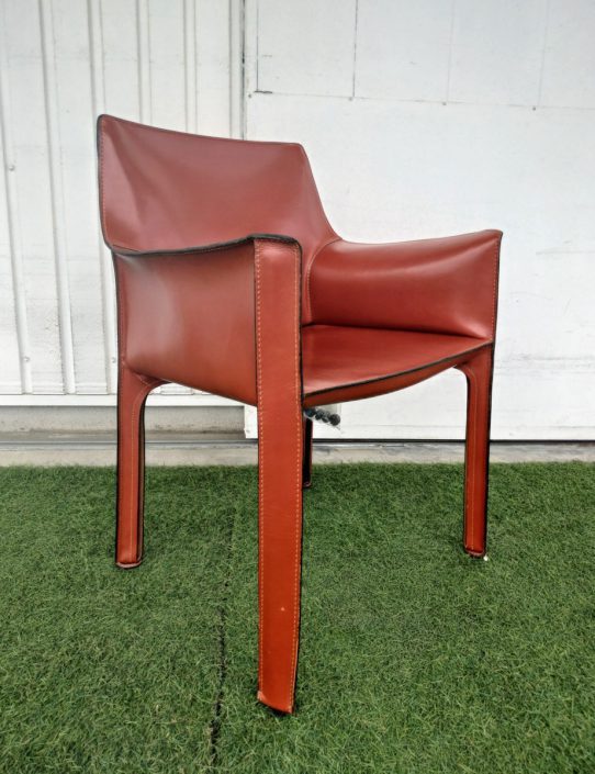 買取金額 90,000円 Cassina/カッシーナ 413 CAB キャブ アームチェア 赤茶