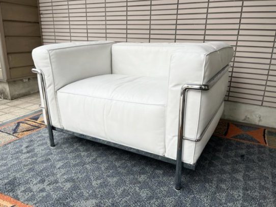 買取金額 150,000円 cassina/カッシーナ LC3 一人掛けソファ ル・コルビジェ レザー 総本革