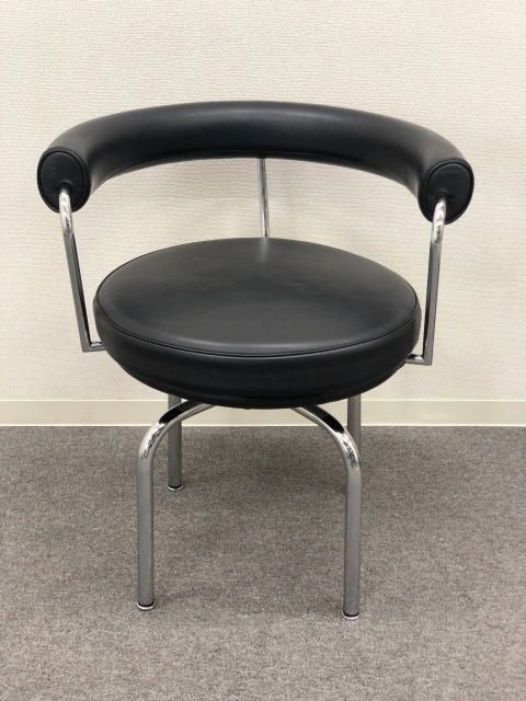 買取金額 150,000円 Cassina/カッシーナ LC7 スウィベルチェア ル・コルビュジエ